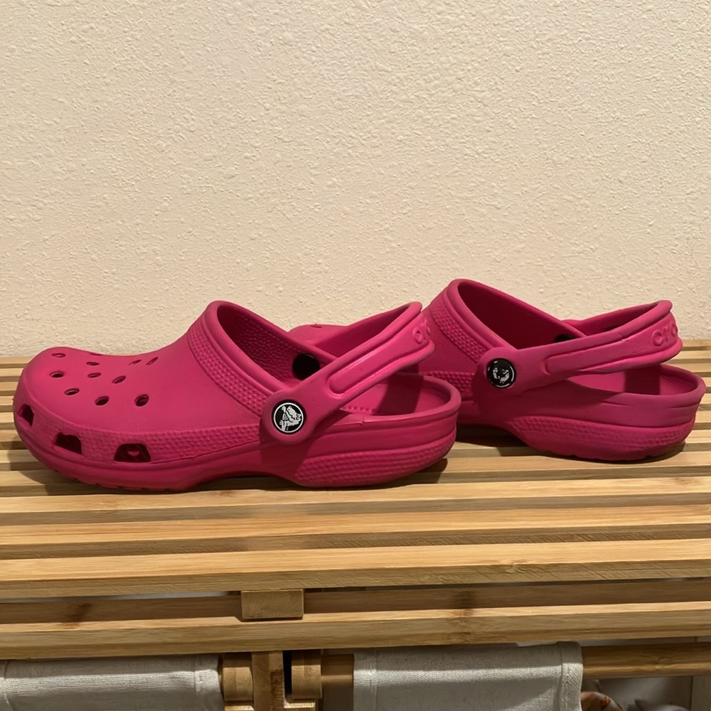 Pink Crocs Clogs - Picture 5 of 7